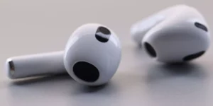 What Is the Difference Between Over-Ear, On-Ear, and In-Ear Headphones?