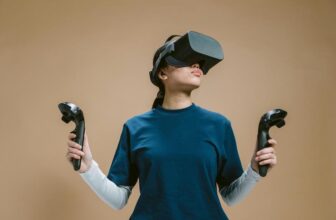 How Headphones Are Revolutionizing Virtual Reality Gaming