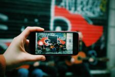 maximize smartphone battery life