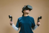 How Headphones Are Revolutionizing Virtual Reality Gaming